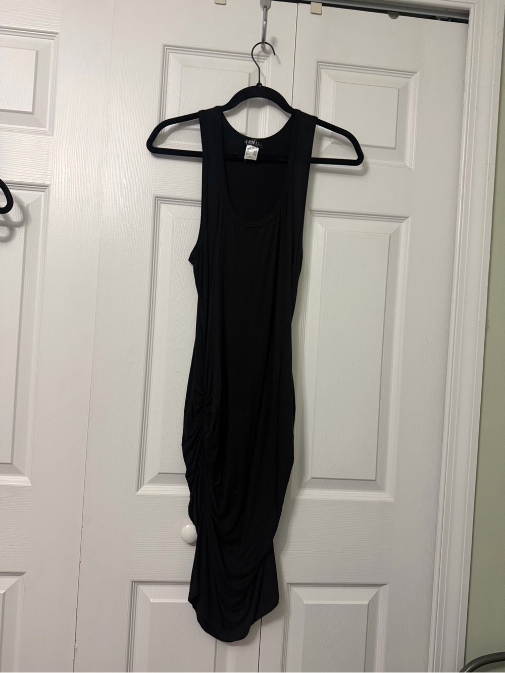 VENUS Black Sleeveless Ruched Midi Dress